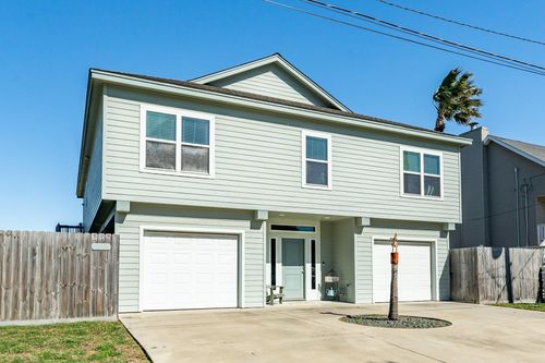 12828 E Conquistador Dr, Galveston, TX, 77554-1431 | Card Image