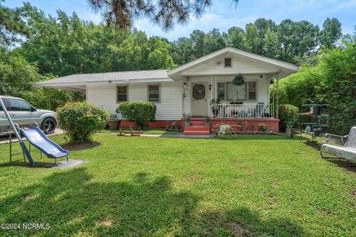 209 Se Railroad Street, Whitakers, NC, 27891 | Card Image