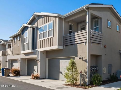 247 Deming Way, Buellton, CA, 93427-9692 | Card Image