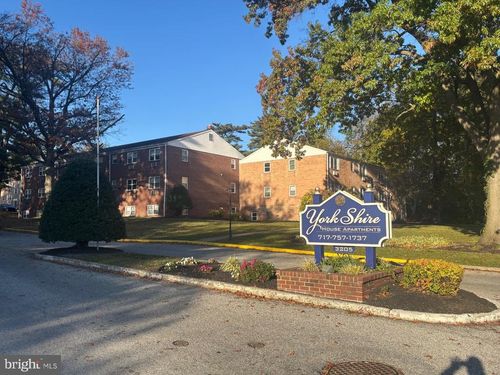 apt-h04-3205 E Market St, YORK, PA, 17402-2526 | Card Image