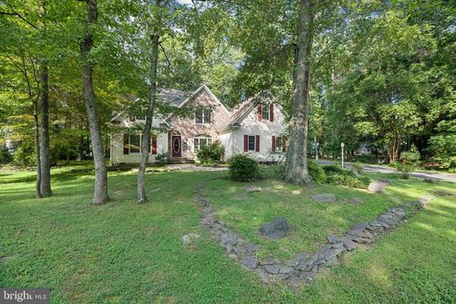 14715 Jennifer Ct, SWAN POINT, MD, 20645-2104 | Card Image