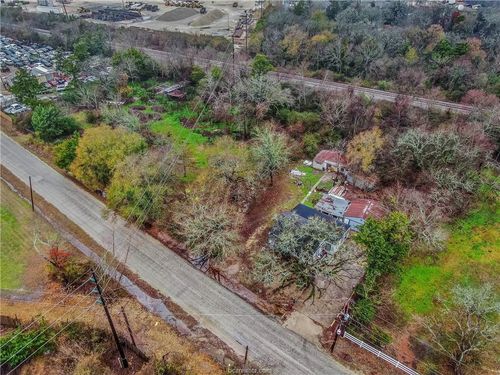 2406 W 28th St, Bryan, TX, 77803-2101 | Card Image