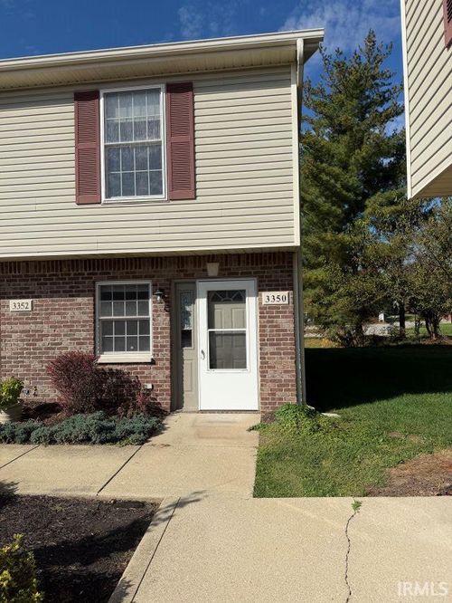 3350 S Oaklawn Cir, Bloomington, IN, 47401-8546 | Card Image
