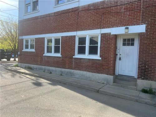 4-214 N Saint Cloud St, Allentown, PA, 18104-5648 | Card Image