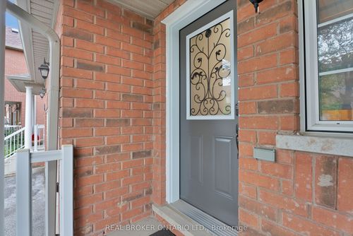 152-7360 Zinnia Pl, Mississauga, ON, L5W2A5 | Card Image