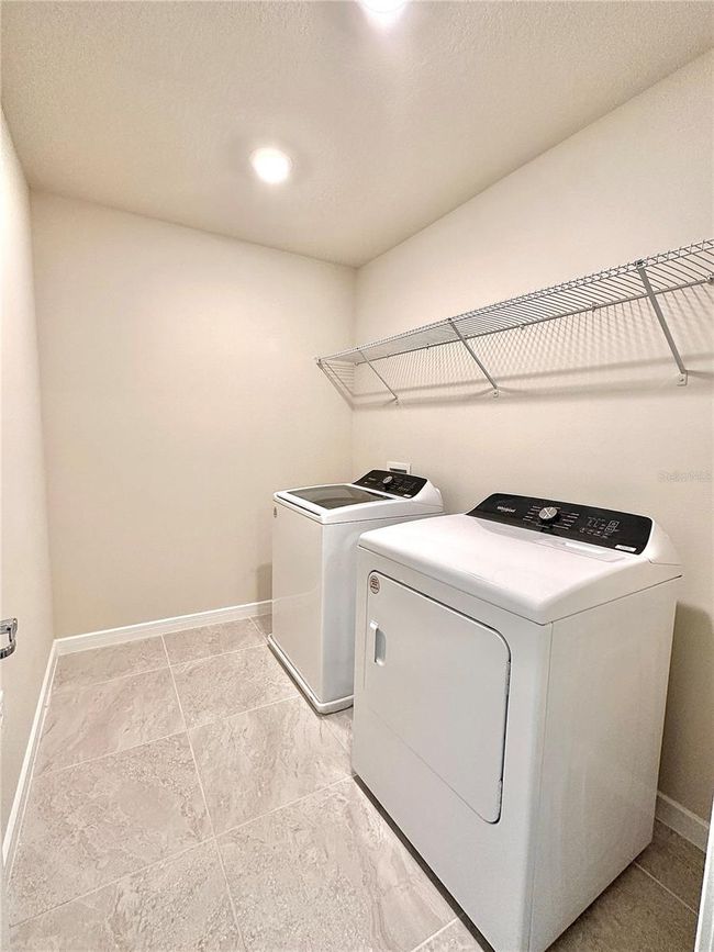 17152 Cagan Crossings Blvd, House other with 5 bedrooms, 3 bathrooms and null parking in CLERMONT FL | Image 17