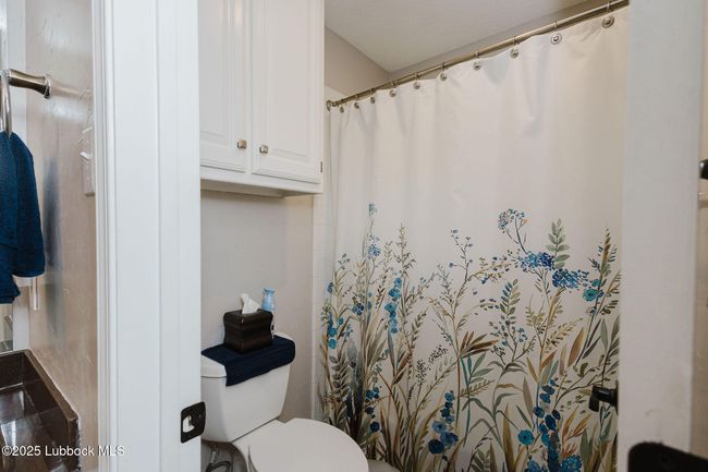 5611 85 Th St, House other with 4 bedrooms, 3 bathrooms and null parking in Lubbock TX | Image 29