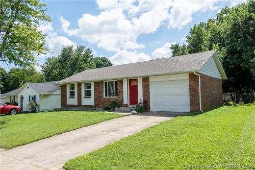 1008 Capitol Hills Dr, Jeffersonville, IN, 47130-5747 | Card Image