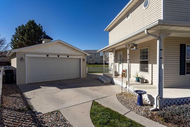 1168 Windsor Park Dr, House other with 3 bedrooms, 3 bathrooms and null parking in Fruita CO | Image 4