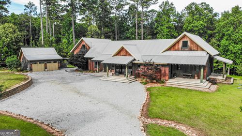 563 Blalock Lakes Dr, Newnan, GA, 30263-6399 | Card Image
