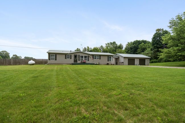 100 Finley Rd, House other with 3 bedrooms, 2 bathrooms and null parking in Albion MI | Image 6