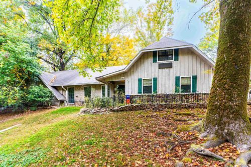 26 Holiday Hills Dr, Helena, AR, 72342-1311 | Card Image
