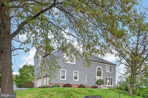 714 Woodland Ave, NORRISTOWN, PA, 19403-4423 | Card Image