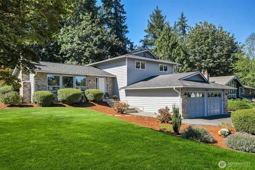 17465 Ne 163rd Pl, Woodinville, WA, 98072-9158 | Card Image