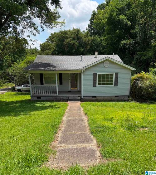 2249 7th St Ne, Center Point, AL, 35215-3918 | Card Image