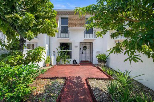 13507 Ne 24th Ct, North Miami, FL, 33181 | Card Image