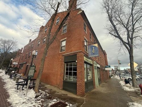 4-392-388-392 Central Ave, Dover, NH, 03820-3411 | Card Image