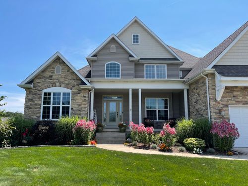 186 Buckskin Ln, Valparaiso, IN, 46383 | Card Image