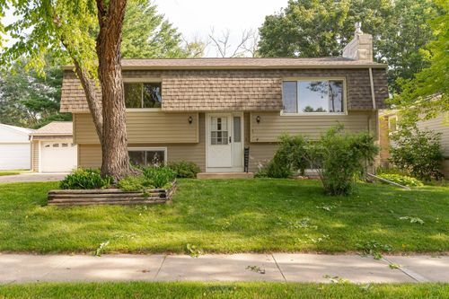429 31st St Nw, Rochester, MN, 55901-2350 | Card Image