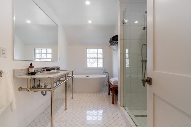 148 W Hills Rd, House other with 5 bedrooms, 5 bathrooms and null parking in New Canaan CT | Image 25