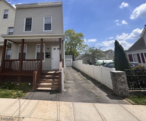 610 Cortlandt St, Perth Amboy, NJ, 08861-3355 | Card Image