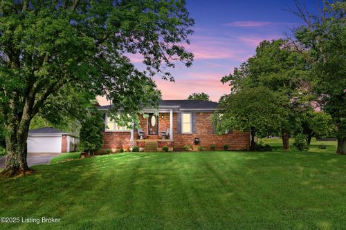 347 Kentucky Ct, Mt Washington, KY, 40047-7752 | Card Image