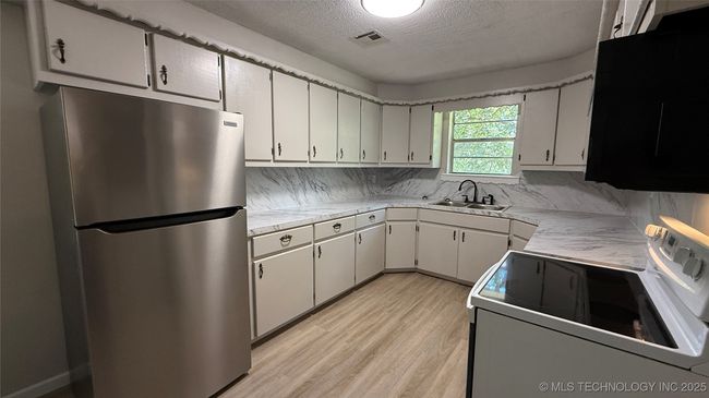 20596 E Whipperwill Rd, House other with 1 bedrooms, 1 bathrooms and null parking in Tahlequah OK | Image 9