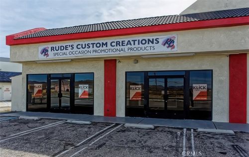 13605 Central Rd, Apple Valley, CA, 92308-6563 | Card Image