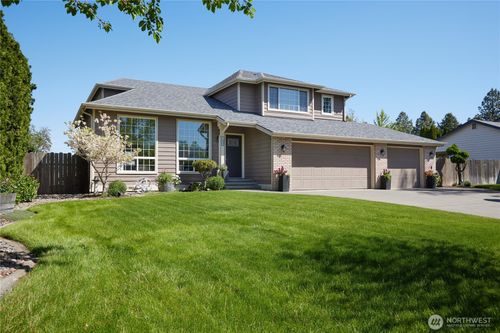 2009 Wallace St, Walla Walla, WA, 99362-3688 | Card Image