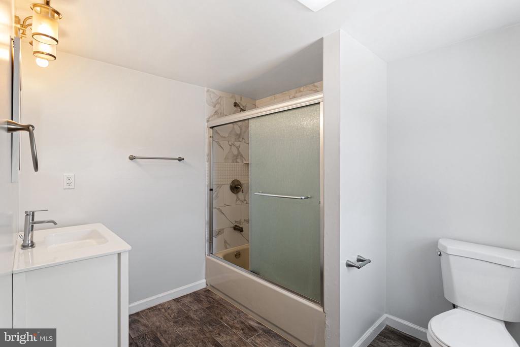 Residential Lease in PHILADELPHIA 2