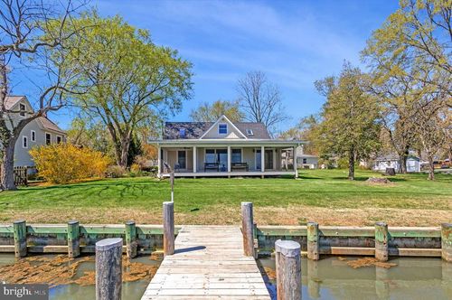 1268 Hayes Rd, SHADY SIDE, MD, 20764-9211 | Card Image