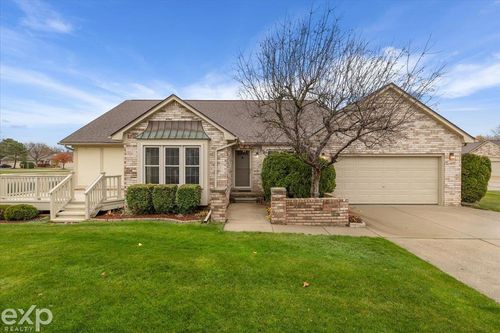 20947 Riverbend Dr S, Clinton Township, MI, 48038-2488 | Card Image