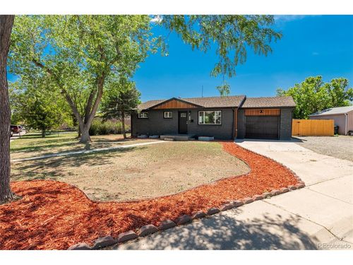 9200 Aspen Dr, Thornton, CO, 80229-4043 | Card Image