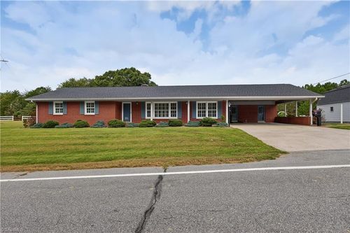 2587 Nc 8 Hwy N, Danbury, NC, 27016-7150 | Card Image