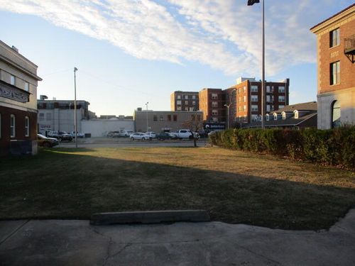 28 A St Ne, Miami, OK, 74354-6333 | Card Image