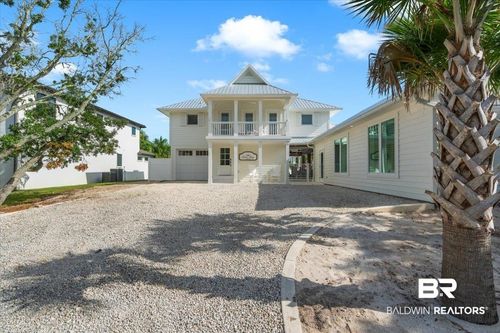 32390 Sandpiper Dr, Orange Beach, AL, 36561-5738 | Card Image