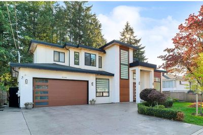 11748 82 Ave, House other with 8 bedrooms, 7 bathrooms and 6 parking in Delta BC | Image 1