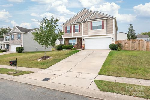 11818 Paver Ln, Midland, NC, 28107-7831 | Card Image