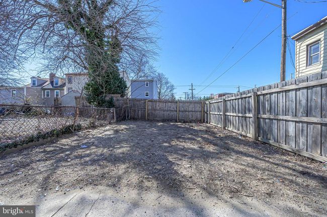 212 Middlesex St, Townhouse with 3 bedrooms, 1 bathrooms and null parking in GLOUCESTER CITY NJ | Image 4