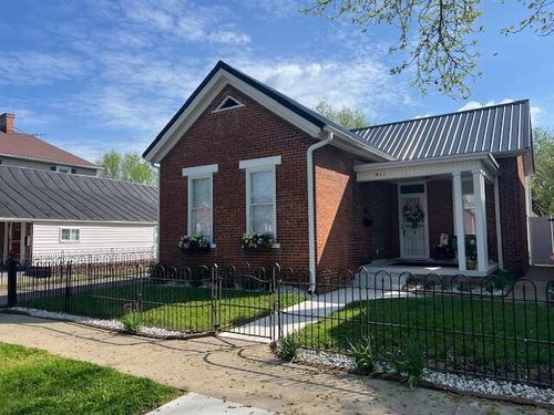 411 Church St, Chillicothe, OH, 45601-1621 | Card Image