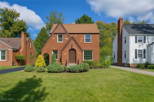 5103 Eastover Rd, Lyndhurst, OH, 44124-2416 | Card Image