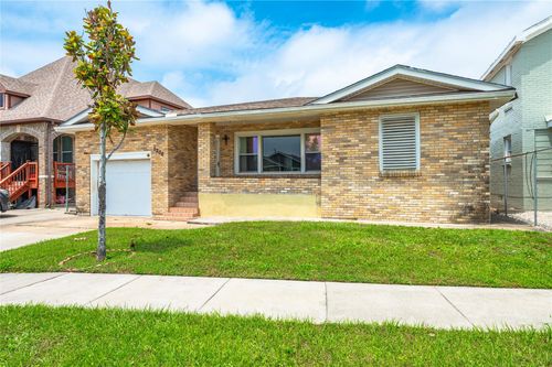 5206 Avenue L, Galveston, TX, 77551-4549 | Card Image