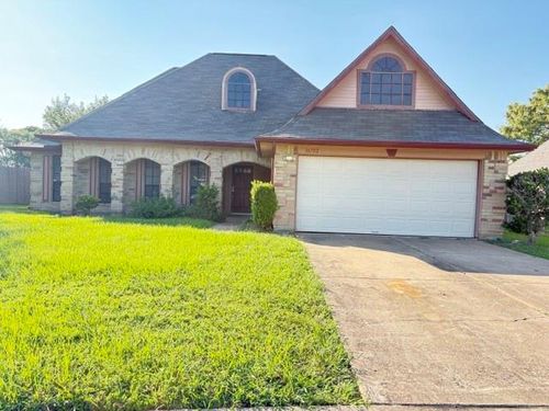 16702 Tranquil Dr, Sugar Land, TX, 77498-1900 | Card Image