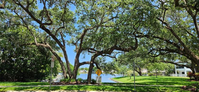 3903 - 3903 Parkside Ln, Townhouse with 3 bedrooms, 2 bathrooms and null parking in Hollywood FL | Image 27