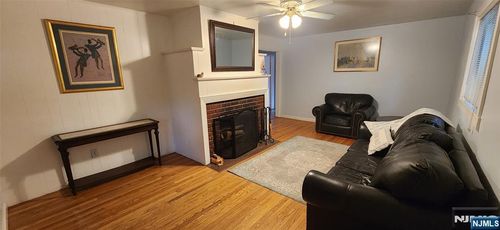 276 Franklin Tpke, Ridgewood, NJ, 07450-1908 | Card Image