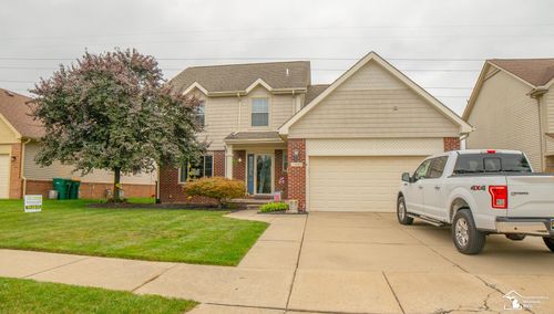 23041 Westwood Dr, Trenton, MI, 48183-3250 | Card Image