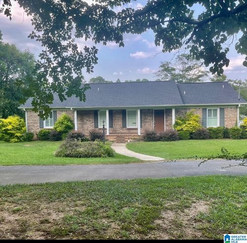 250 Maplewood Cir, PELL CITY, AL, 35128-7379 | Card Image