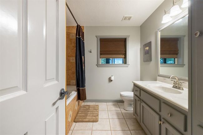 17042 State Highway 21 E, Home with 7 bedrooms, 9 bathrooms and 3 parking in Grapeland TX | Image 18