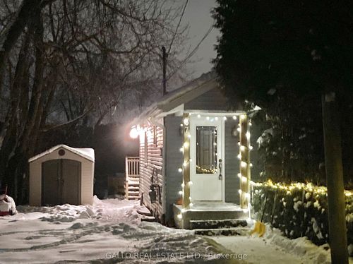 {{alt}} | Card Image