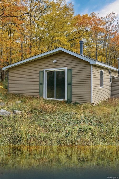 23 Cider Press Rd, Wurtsboro, NY, 12790-5006 | Card Image